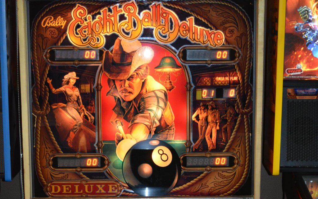 Eight Ball Deluxe pinball machine